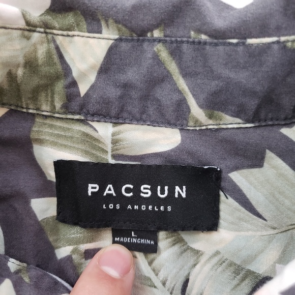 Pacsun short sleeve button down - Picture 4 of 4